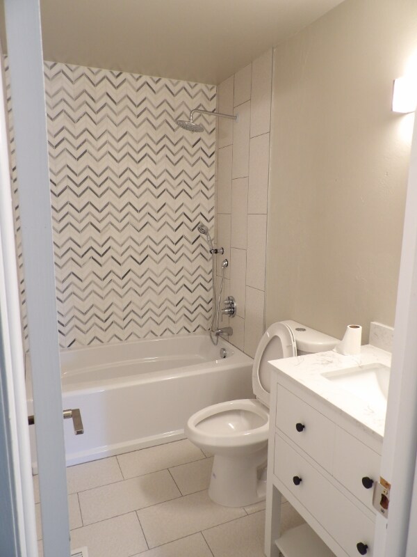 Building Photo - 24 El Sereno Dr