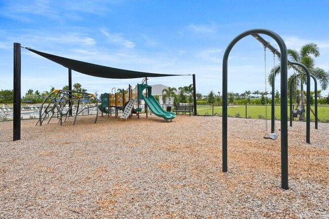 Building Photo - 10437 SW Captiva Dr