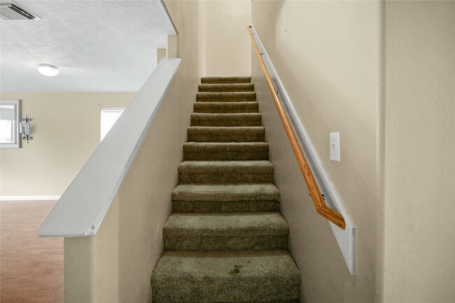 Building Photo - 1006 Stillgate Ct