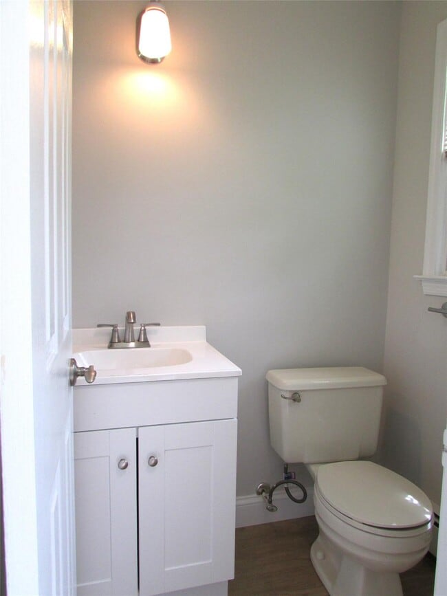 Building Photo - 74 B Demarest Ave