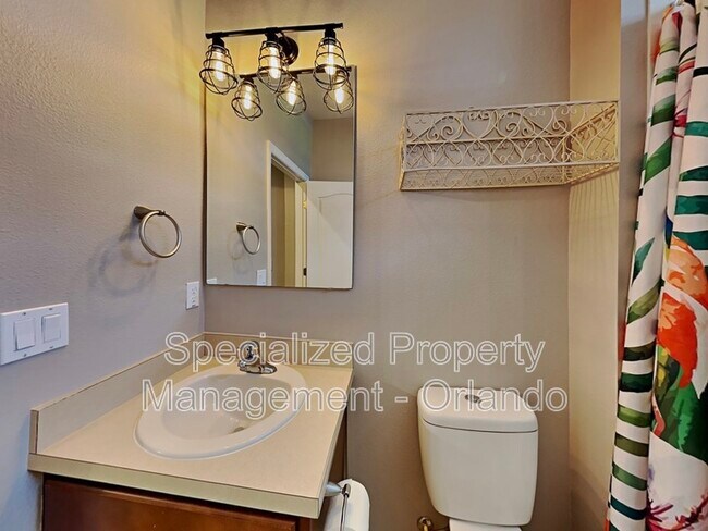Building Photo - 2131 Lacosta Pl