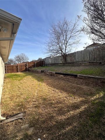 Building Photo - 10265 Maria Dr