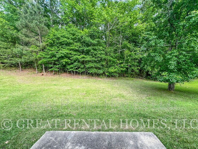 Building Photo - 26 Fairhaven Dr