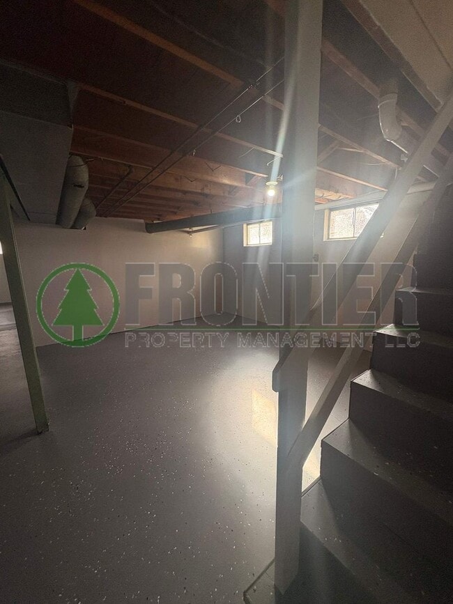 Building Photo - 3 Bedroom  House Located in Dellwood.