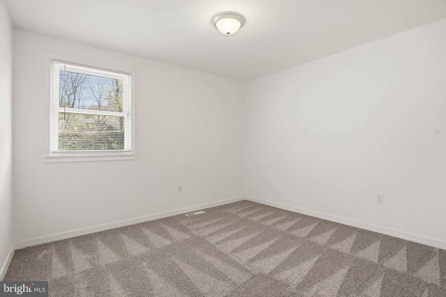 Building Photo - 9518 Blanchard Dr