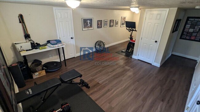 Building Photo - 908 Wolff St