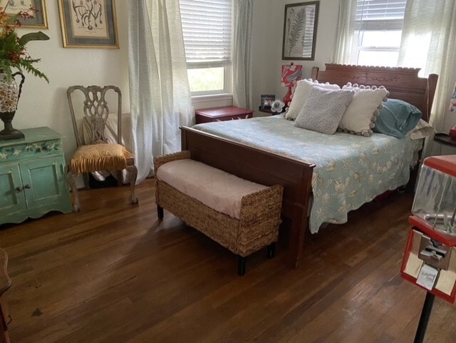 Building Photo - 329 57th Ave S