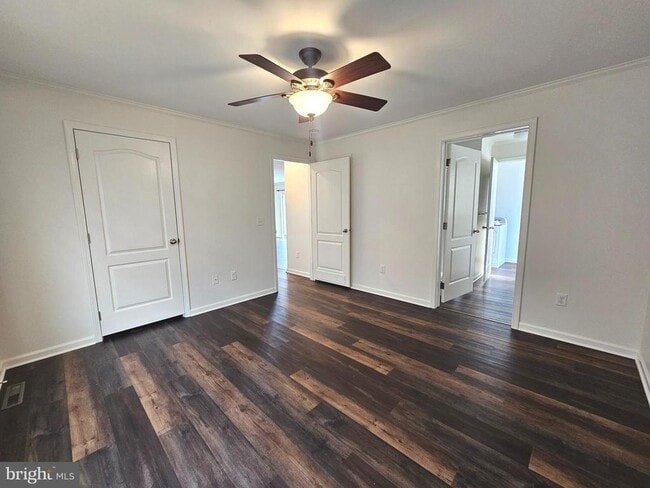 Building Photo - 86 Metz Dr