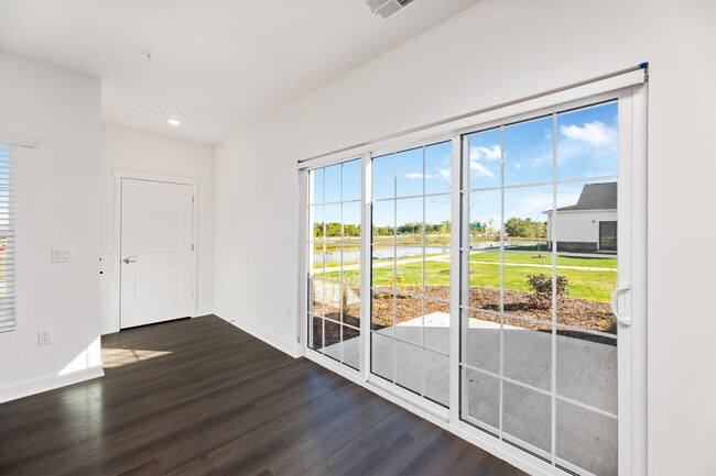 Building Photo - 8852 Jackjay Dr