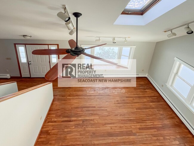 Building Photo - 10 Kelley Rd