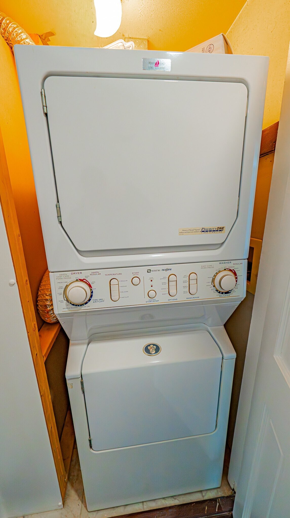 Building Photo - 13 Buena Vista St