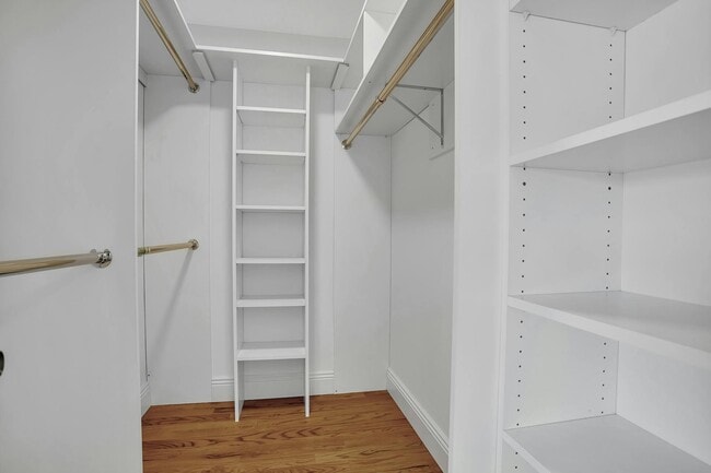 Building Photo - 31 Riggs Pl