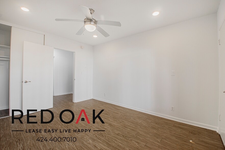 Building Photo - 501 S Mariposa Ave