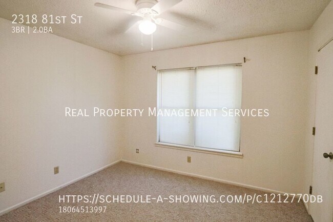 Building Photo - Adorable 3/2 in SE Lubbock