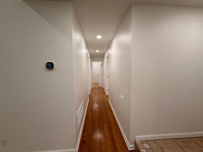 Building Photo - 4 Bed 2 Bath Home in San Jose! | $4,495