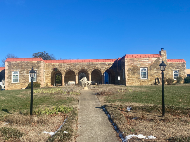 Building Photo - 5709 Lyons View Pike