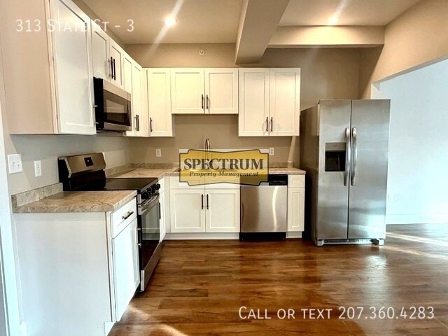 Building Photo - 313 State St