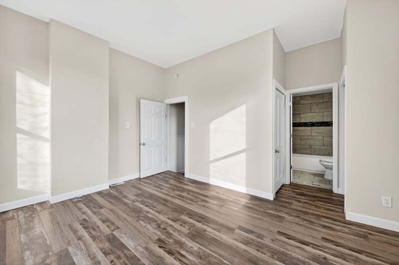 Building Photo - 2710 Geyer Ave