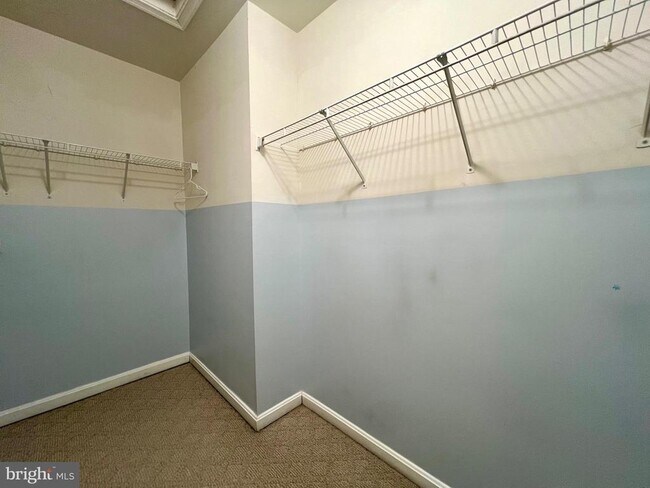 Building Photo - 21831 Ladyslipper Sq