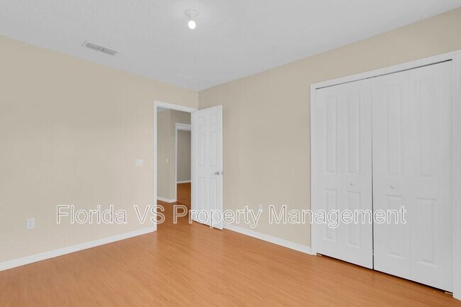 Building Photo - 166 Big Sioux Dr