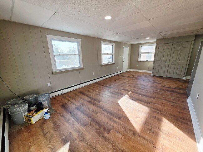 Building Photo - 20 Walnut St