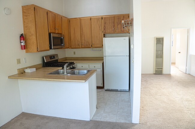 Building Photo - 3826 Shasta St