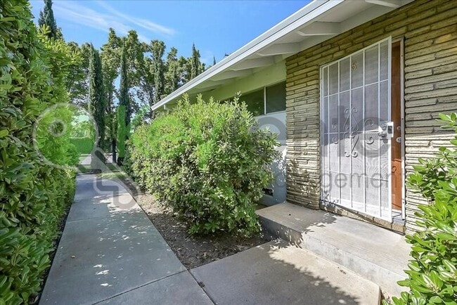 Building Photo - 6705 Greenback Ln
