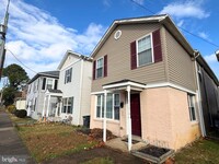 Building Photo - 273 4th Ave