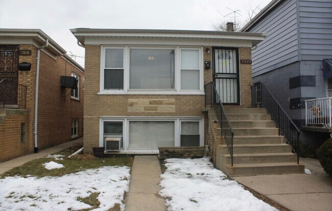 Primary Photo - 7517 W 63rd Plz