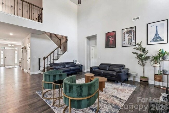 Building Photo - 11732 Glenwood Dr