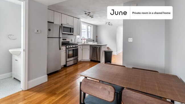 Building Photo - Room in Shared 4 bed/1.5 bath home