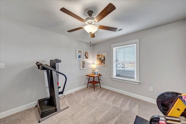 Building Photo - Beautiful 4BR/2.5BA  Full Brick Home in Co...