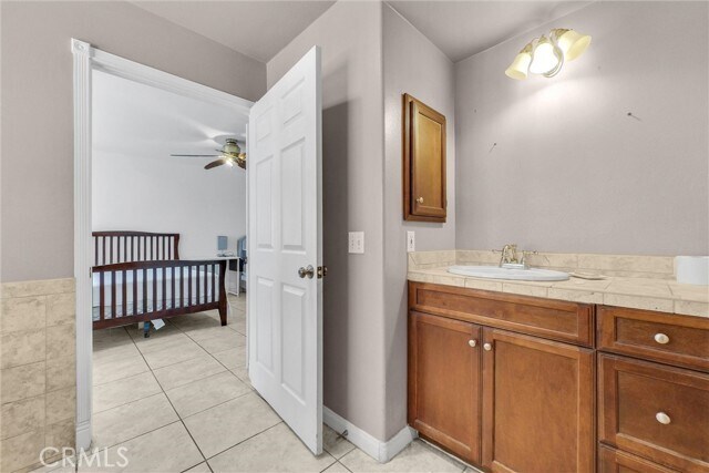 Building Photo - 5958 Quiroz Dr