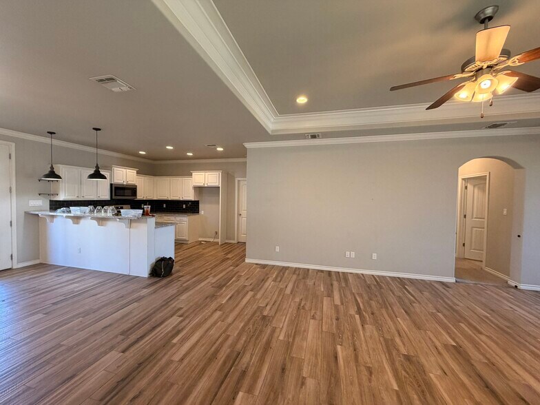 Building Photo - 2017 Boise Dr