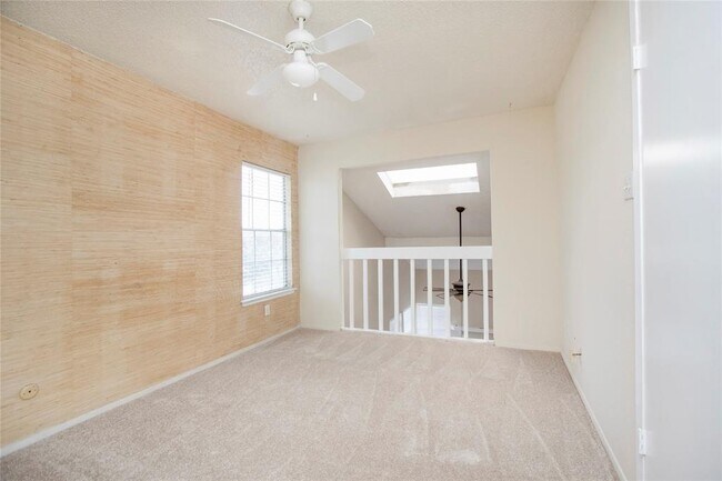 Building Photo - 12251 Copper Tree Pvt Ln