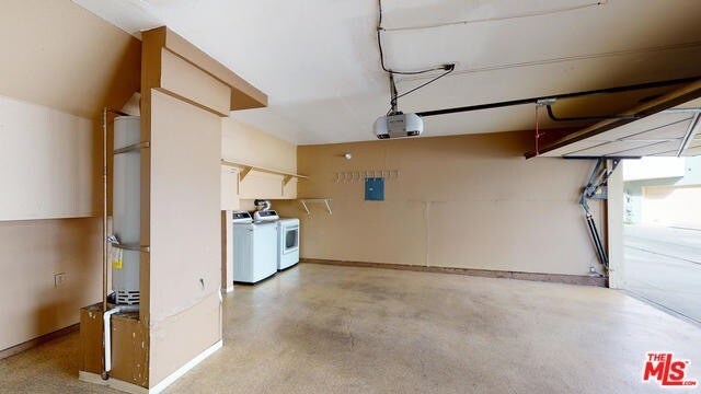 Building Photo - 5455 Sylmar Ave
