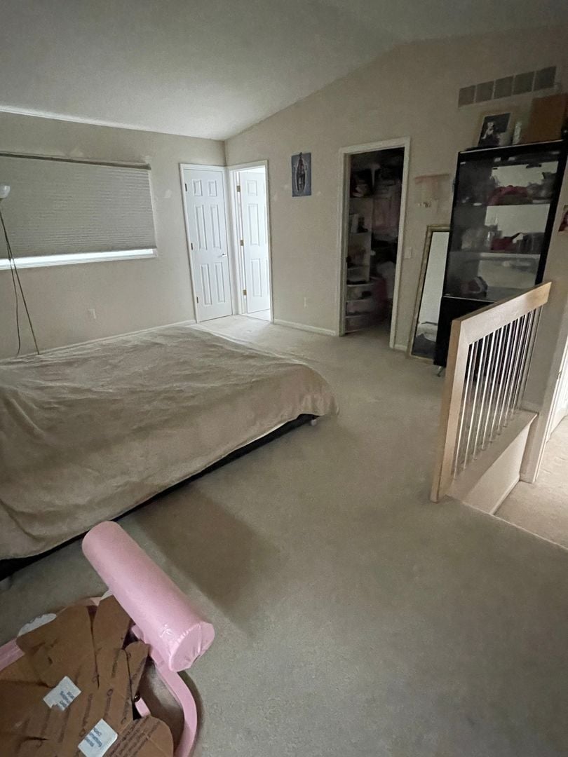 Building Photo - 1154 Bluebird Dr