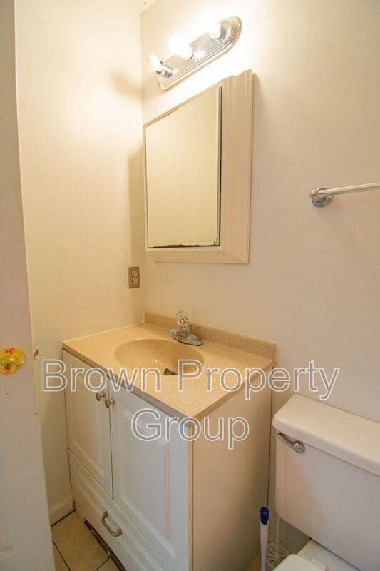 Building Photo - 6839 Shawcross Ln