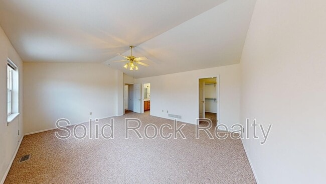 Building Photo - 2635 Leoti Dr