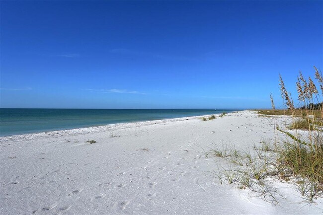 Building Photo - 6750 Gulf of Mexico Dr
