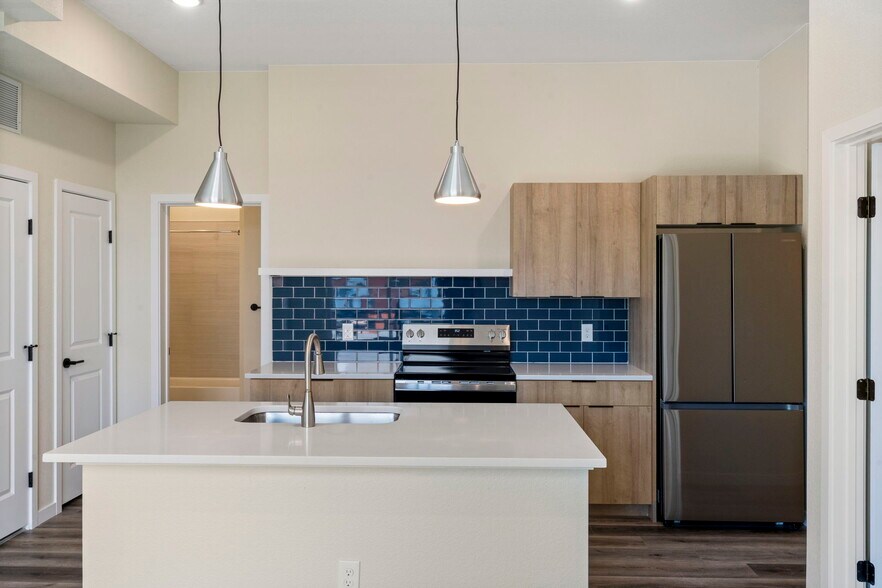 Building Photo - Dear Madison