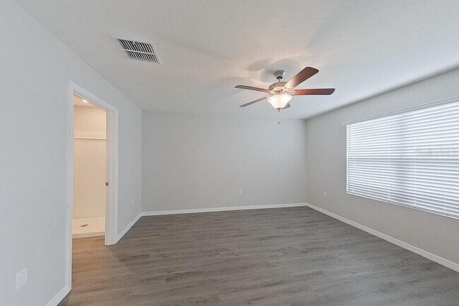 Building Photo - 8590 SW 44th Ct