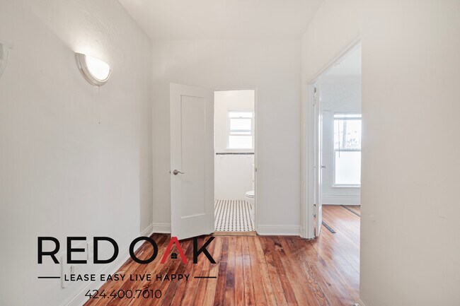 Building Photo - 109 Normandie Ave