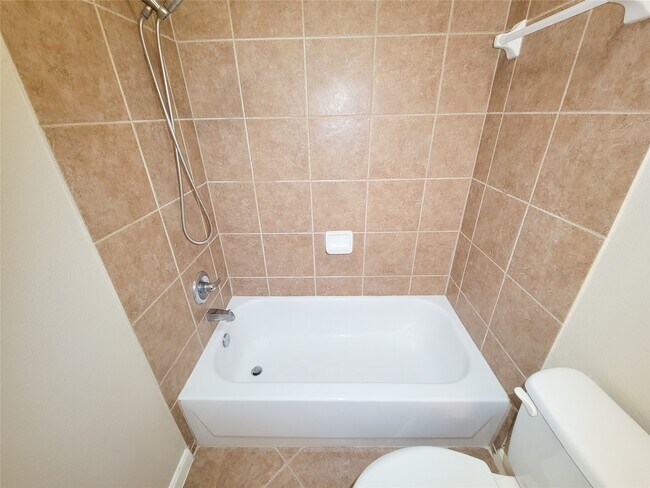 Building Photo - 9514 Garnet Falls Ln