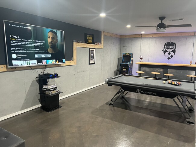 Game room - 4705 Lantern Ct