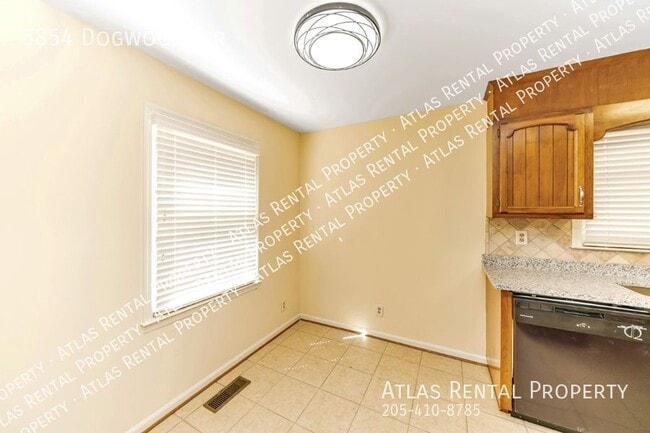 Building Photo - 5854 Dogwood Cir