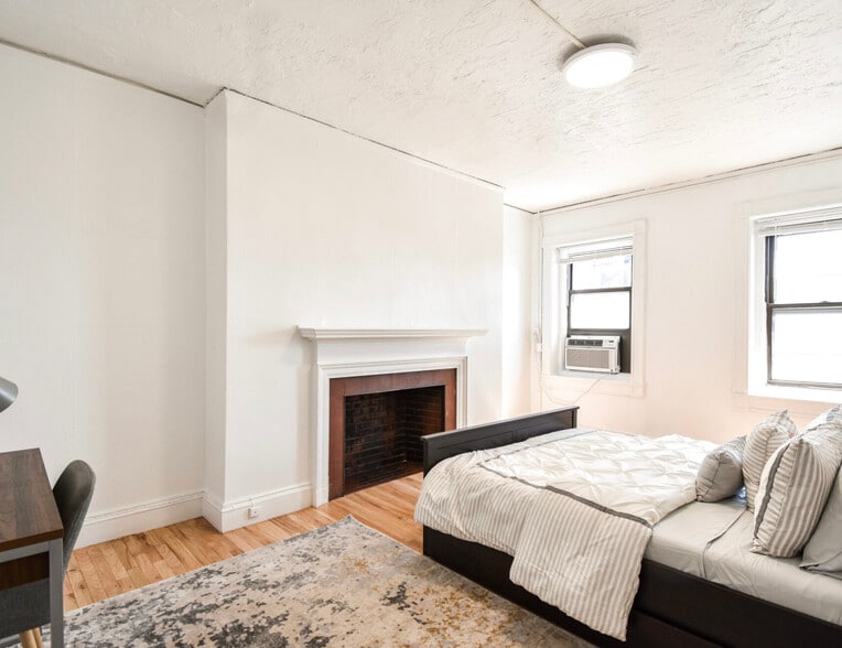 Building Photo - Westland & Hemenway Apartments