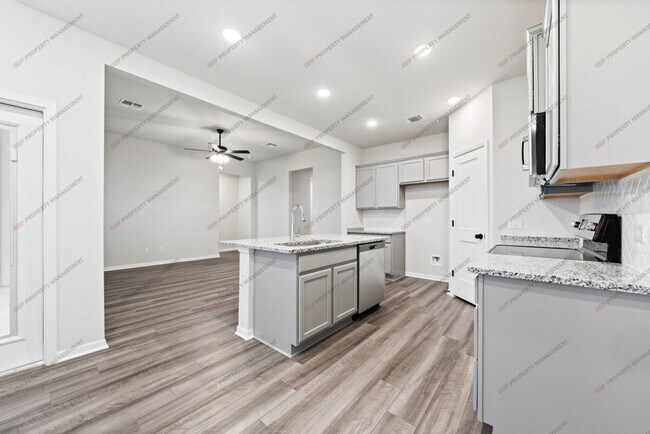 Building Photo - 2808 Fox River Dr