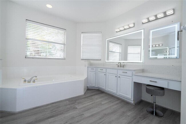 Building Photo - 3774 Eagle Isle Cir