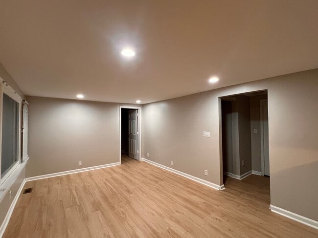 Building Photo - 311 Burke Ave